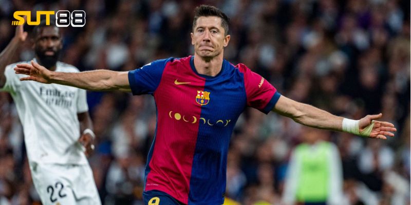 Lewandowski đang có những thành tích đáng ngưỡng mộ